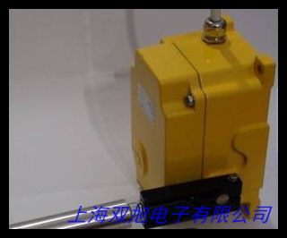 帶式輸送機(jī)開關(guān) 雙向拉繩開關(guān) 江蘇跑偏開關(guān) 無錫打滑開關(guān)