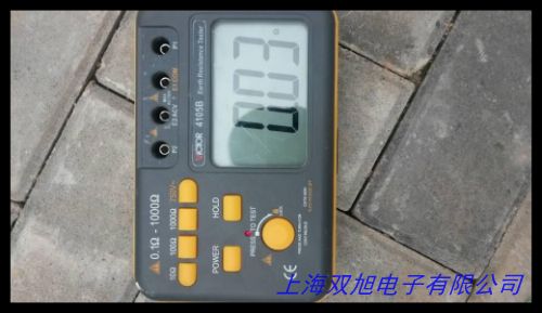 勝利VC4105A數(shù)字接地電阻測(cè)試接地?fù)u表地阻測(cè)試儀防雷
